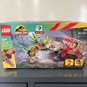 New Sealed LEGO Jurassic Park Dilophosaurus Ambush Kids Toy Set - Green